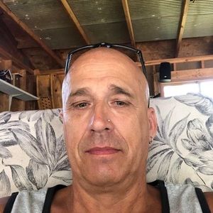 Meet your Posher, Stephen